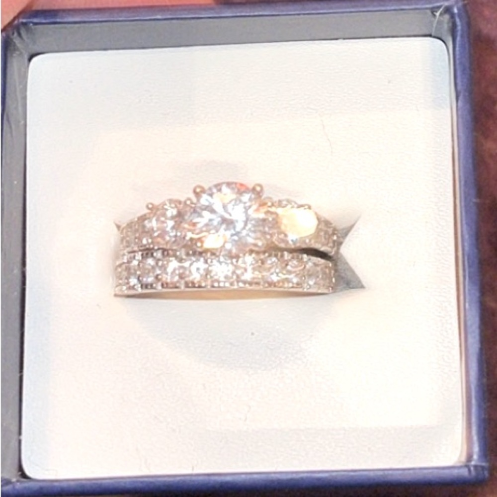 Size 7.5 SS925 Wedding/Engagement set